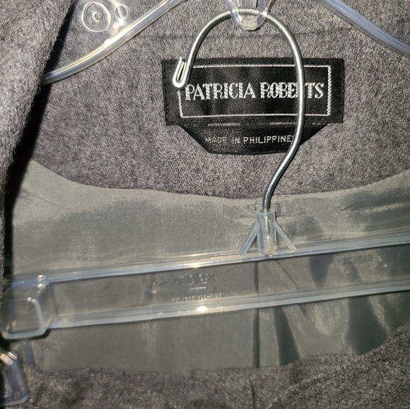 𝅺WOOL suit by Parricia Roberts - Picture 7 of 7